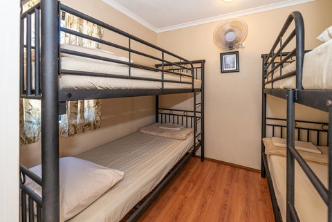 Oasis Tourist Park - Sunshine Coast Tourism 17