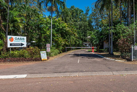 Oasis Tourist Park - Sunshine Coast Tourism 1