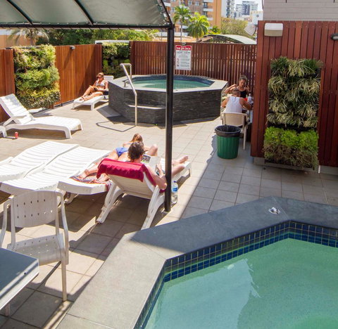 Chillis Backpackers - Sunshine Coast Tourism 6