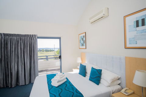 Corrigans Cove - Holiday Sunshine Coast 4