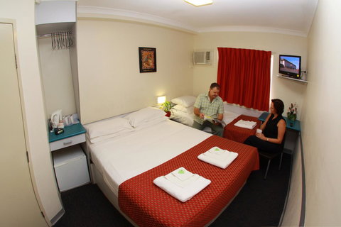 Value Inn - Sunshine Coast Tourism 14