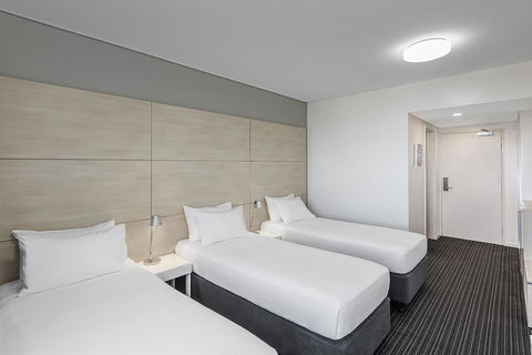 Vibe Hotel Darwin Waterfront - Sunshine Coast Tourism 18