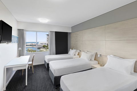 Vibe Hotel Darwin Waterfront - Sunshine Coast Tourism 17