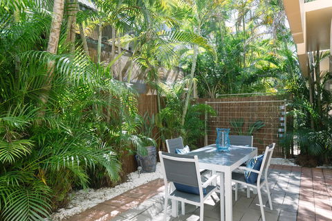 CitySide Apartment - 2 Bedroom With Private Courtyard - Holiday Sunshine Coast 13