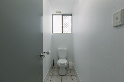 CitySide Apartment - 2 Bedroom With Private Courtyard - Holiday Sunshine Coast 20
