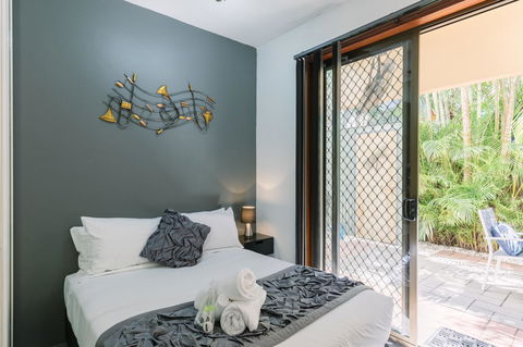 CitySide Apartment - 2 Bedroom With Private Courtyard - Holiday Sunshine Coast 14