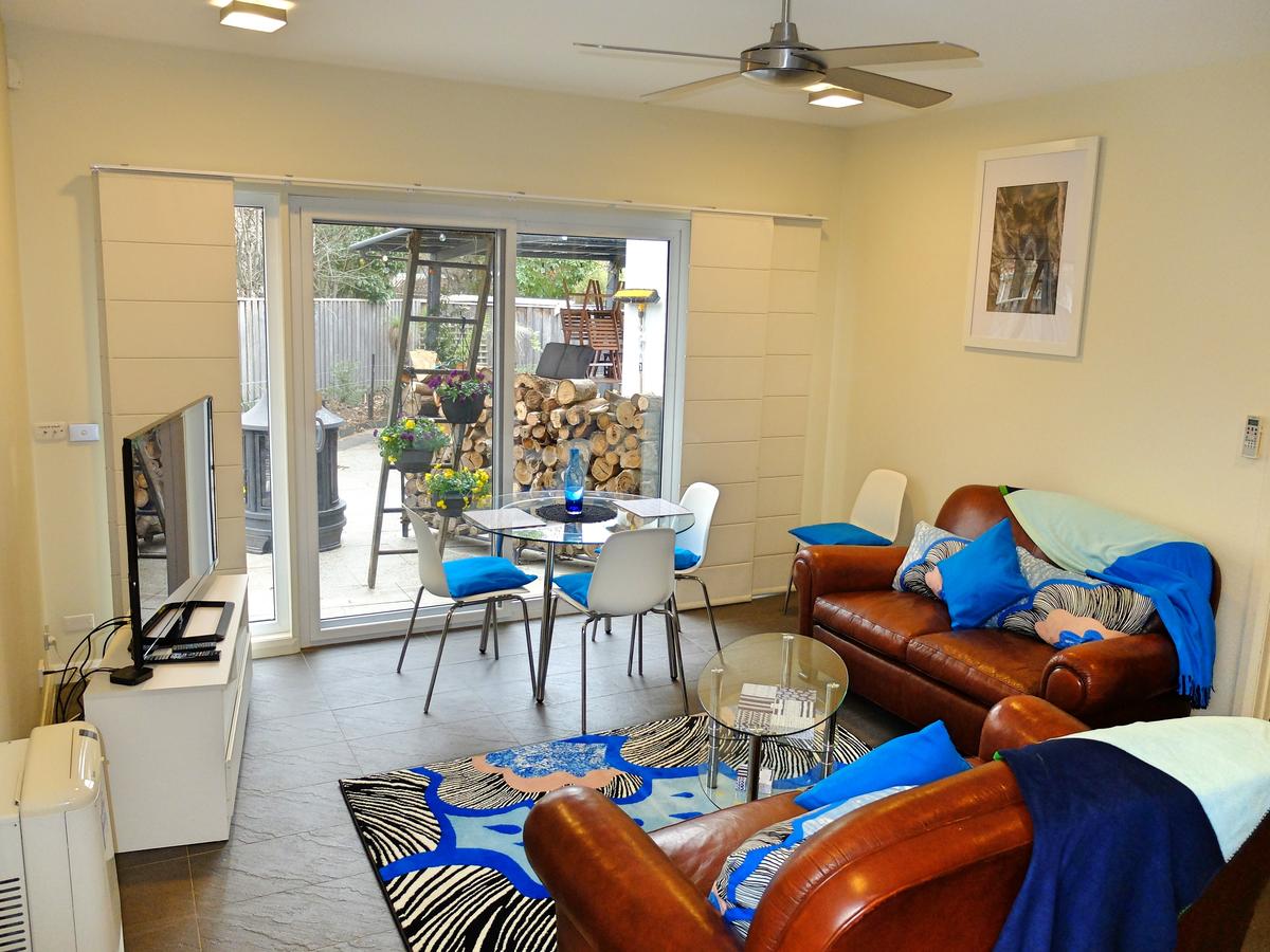 Griffith ACT Sunshine Coast Tourism