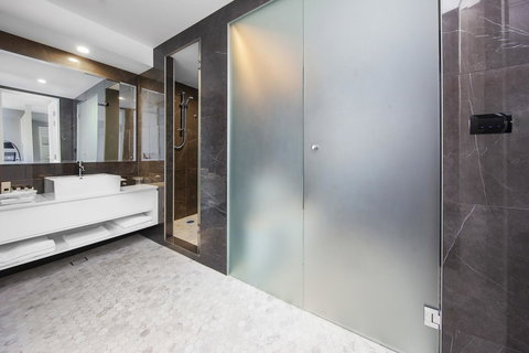 Canberra Rex Hotel - Sunshine Coast Tourism 38