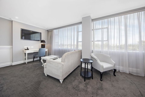 Canberra Rex Hotel - Sunshine Coast Tourism 31