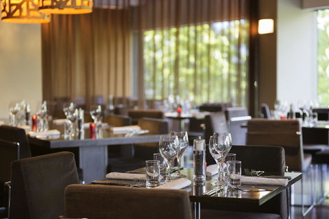 Novotel Canberra - Holiday Sunshine Coast 12