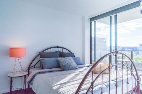 Highgate Executive Apartment City Walk Canberra - Sunshine Coast Tourism 8