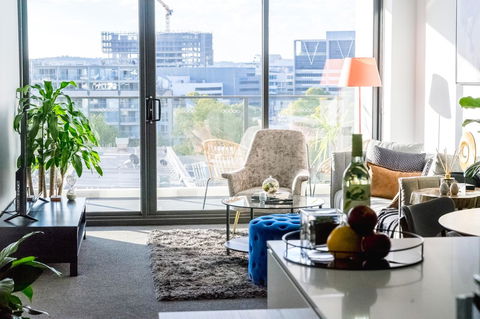 Highgate Executive Apartment City Walk Canberra - Sunshine Coast Tourism 14
