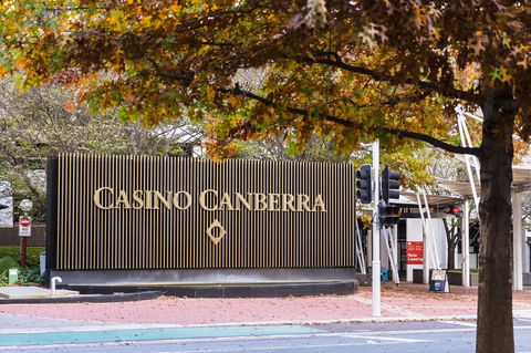 Highgate Executive Apartment City Walk Canberra - Sunshine Coast Tourism 41