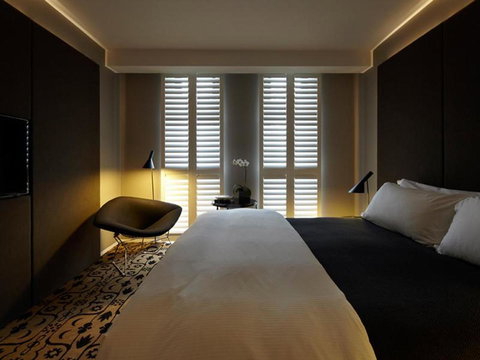 Burbury Hotel - Sunshine Coast Tourism 4