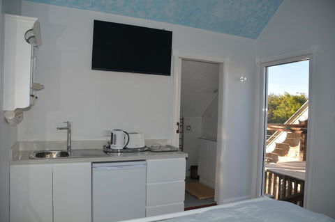 Garden Room - Sunshine Coast Tourism 3