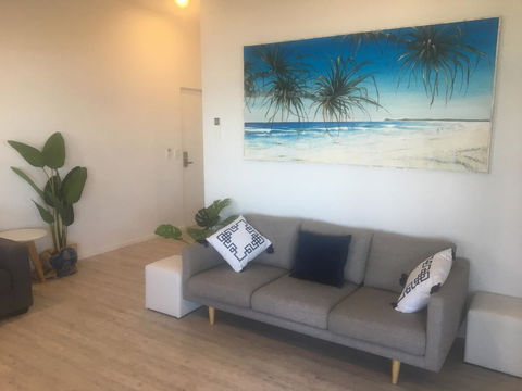 Lennox Holiday Apartments - Holiday Sunshine Coast 26