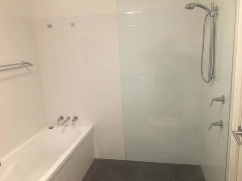 Lennox Holiday Apartments - Holiday Sunshine Coast 29