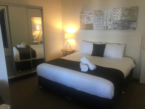Lennox Holiday Apartments - Holiday Sunshine Coast 16