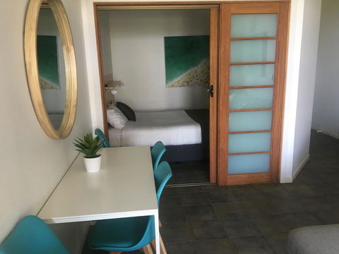 Lennox Holiday Apartments - Holiday Sunshine Coast 14