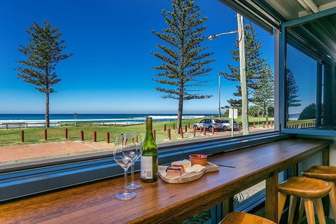 Lennox Holiday Apartments - Holiday Sunshine Coast 37