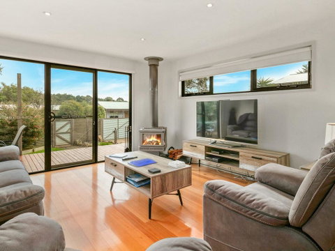Bonnie Skye - Sunshine Coast Tourism 2