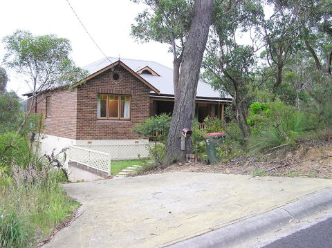 Boobook Hollow - Sunshine Coast Tourism 1