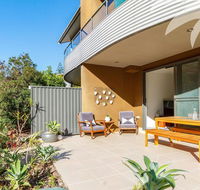Boom 8 - Holiday Sunshine Coast