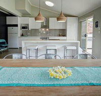 Boomerang Bliss - Holiday Sunshine Coast