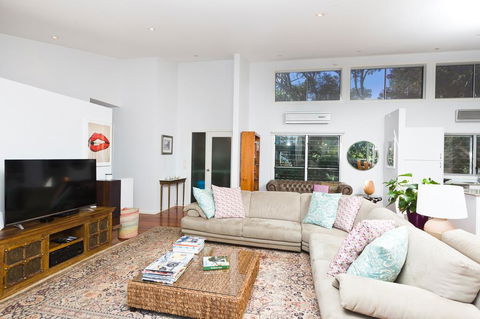 Booti Booti Lakehouse - Holiday Sunshine Coast 1