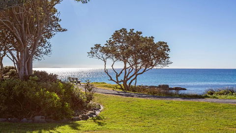 Boulevarde 2 - Pebbly Beach - Sunshine Coast Tourism 2
