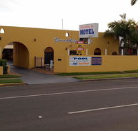 Bourbong St Motel - Holiday Sunshine Coast