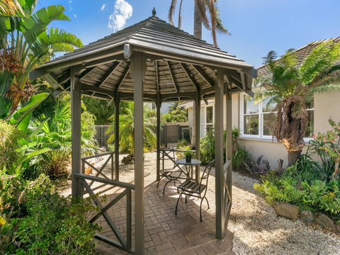 Boutique Stays - Sandy Breeze 1 - Sunshine Coast Tourism 0