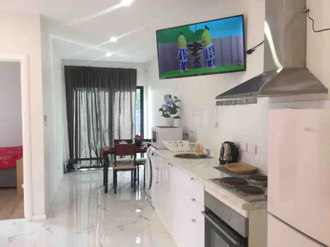 Brand New 2 Bed Room Unit - Sunshine Coast Tourism 2