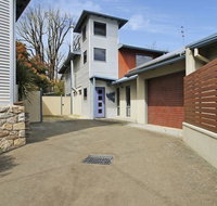 Breakaway Bright - Superb Townhouse - Sunshine Coast Tourism
