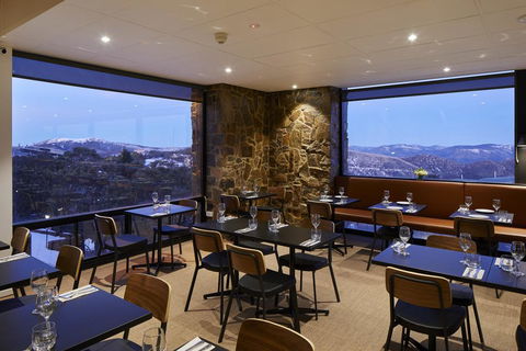 Breathtaker Hotel And Spa - Sunshine Coast Tourism 3