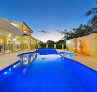 Bridgewings Lighthouse Beach - Holiday Sunshine Coast
