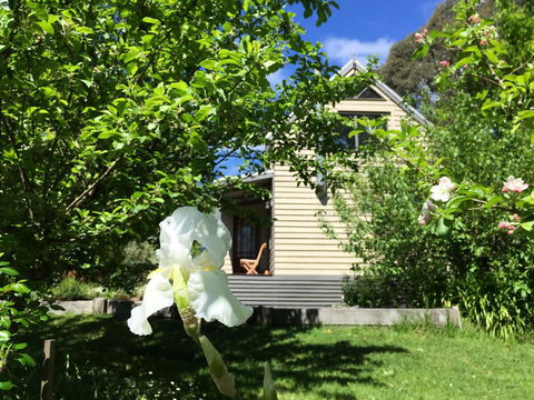 Brigadoon Cottages - Sunshine Coast Tourism 2