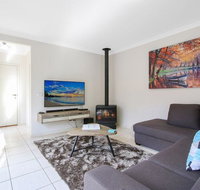 Bright Delight - Modern Luxury - Sunshine Coast Tourism