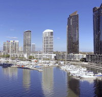 Brilliant Victoria Harbour Waterfront LVII - Sunshine Coast Tourism