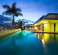 Brisbane City YHA - Sunshine Coast Tourism