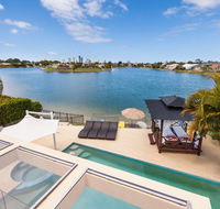 Broadbeach Waterfront Holiday House - Sunshine Coast Tourism