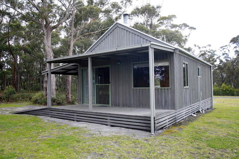 Brodribb River Rainforest Cabins - Cabin 2 - Sunshine Coast Tourism 0