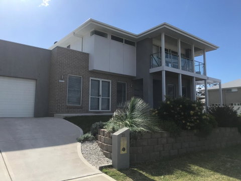 Broughton Views - Sunshine Coast Tourism 0