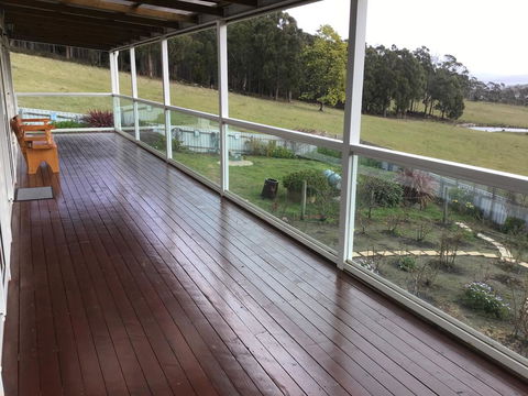 Bruny Sunset Beach GateAway - Sunshine Coast Tourism 2