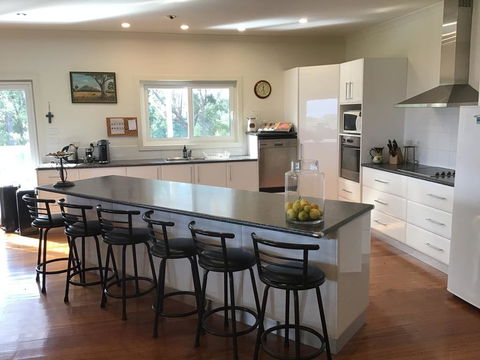 Bruny Sunset Beach GateAway - Sunshine Coast Tourism 3