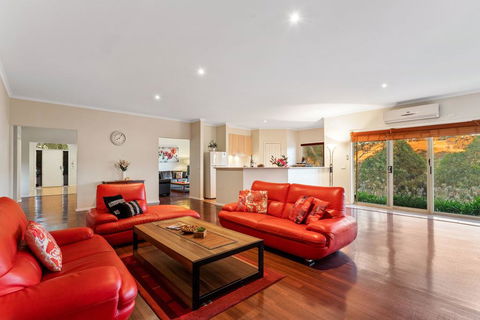 Bulla Hill Villas - Melbourne Airport - Holiday Sunshine Coast 0