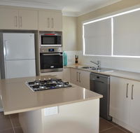 Bunya Vista Accommodation - Holiday Sunshine Coast
