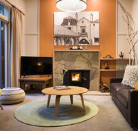 Burrall Lodge - Sunshine Coast Tourism