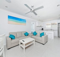 Burraneer  Corlette - Sunshine Coast Tourism