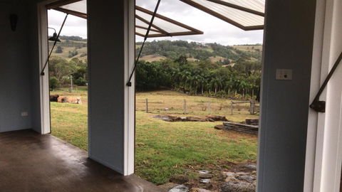 BYRON BAY New! SUNSET COTTAGE - Sunshine Coast Tourism 2